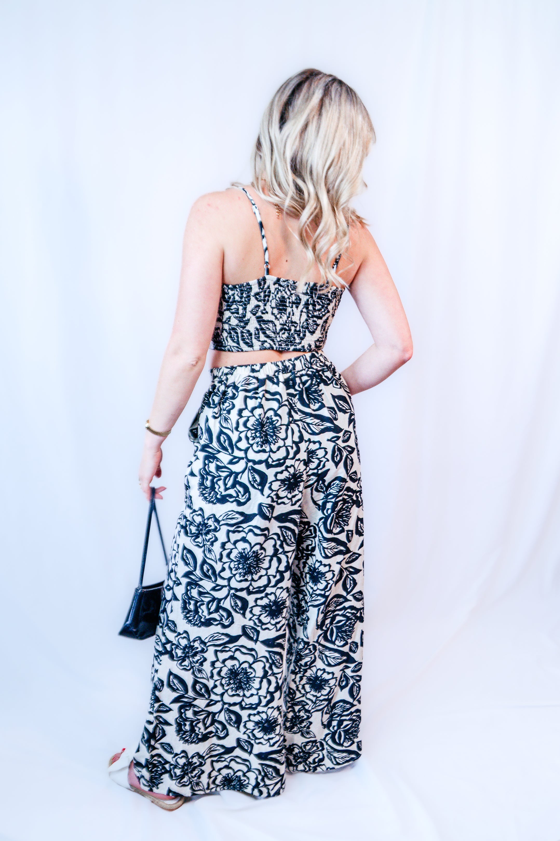Black & Cream Geometric Matching Linen Set